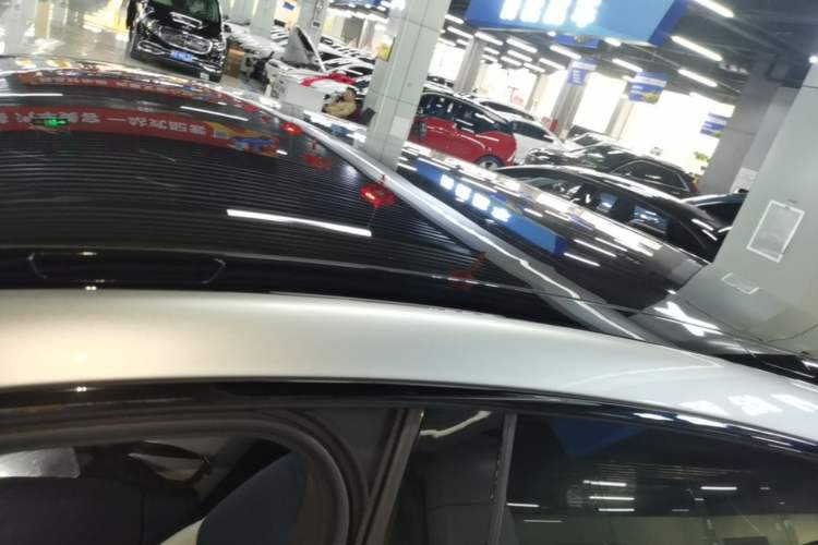 Used XPeng G6 2023 580 Long-Range Max Roof