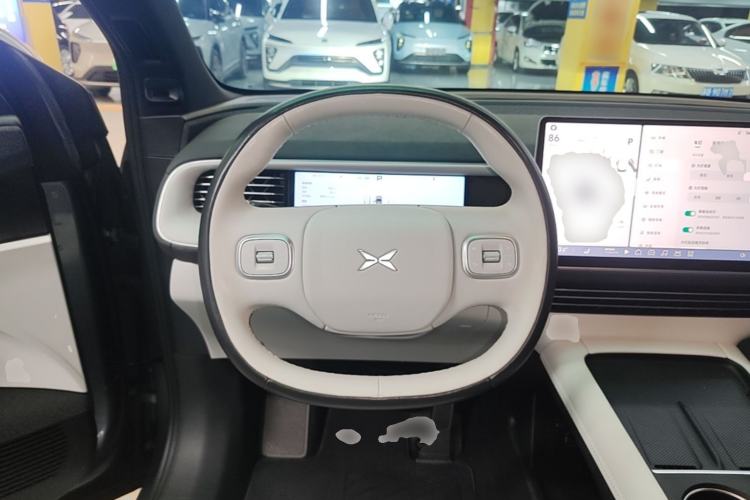 Used XPeng G6 2023 580 Long-Range Pro Steering Wheel