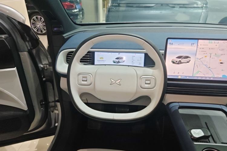 Used XPeng G6 2023 700 Four-Wheel Drive Performance Max Steering Wheel