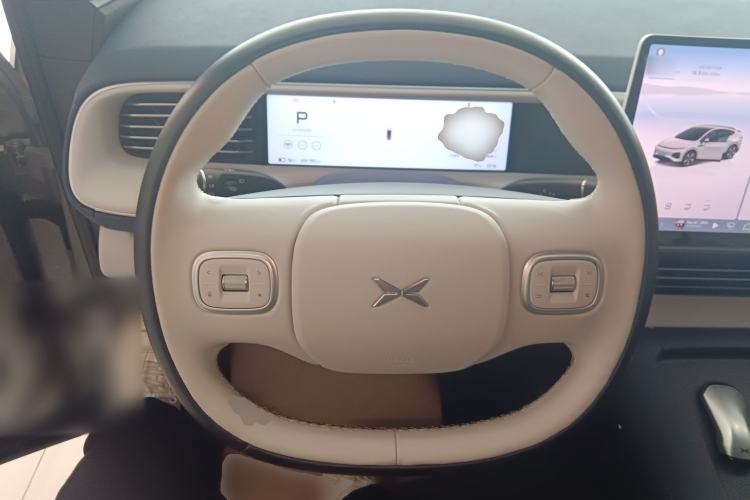 Used XPeng G6 2023 700 Four-Wheel Drive Performance Max Steering Wheel
