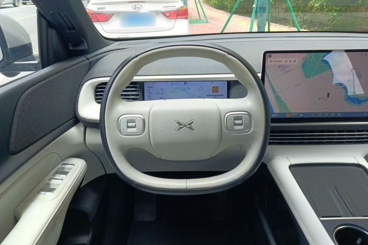 Used XPeng G6 2023 580 Long-Range Pro Steering Wheel
