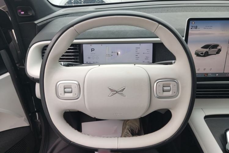 Used XPeng G6 2023 580 Long-Range Pro Steering Wheel