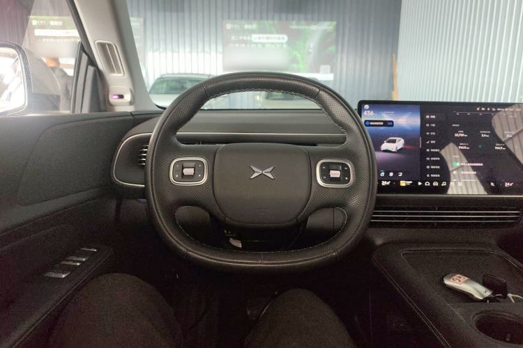 Used XPeng G6 2023 580 Long-Range Pro Steering Wheel