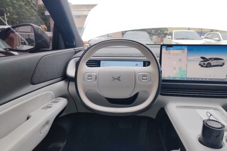 Used XPeng G6 2023 580 Long-Range Pro Steering Wheel