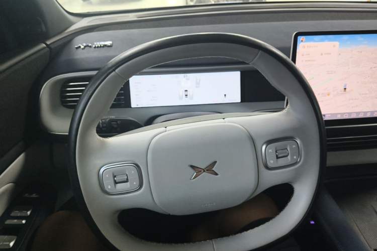 Used XPeng G6 2023 755 Ultra-Long Range Pro Steering Wheel