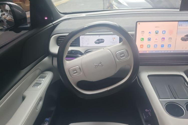 Used XPeng G6 2023 755 Ultra-Long Range Max Steering Wheel
