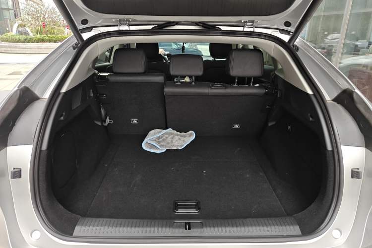 Used XPeng G6 2023 580 Long-Range Pro Trunk
