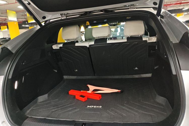 Used XPeng G6 2023 580 Long-Range Pro Trunk