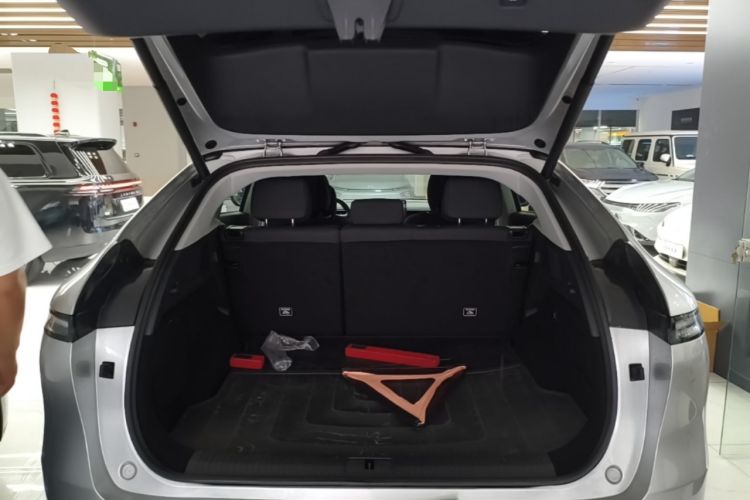 Used XPeng G6 2023 755 Ultra-Long Range Max Trunk