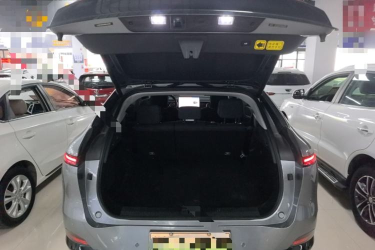 Used XPeng G6 2023 755 Ultra-Long Range Pro Trunk