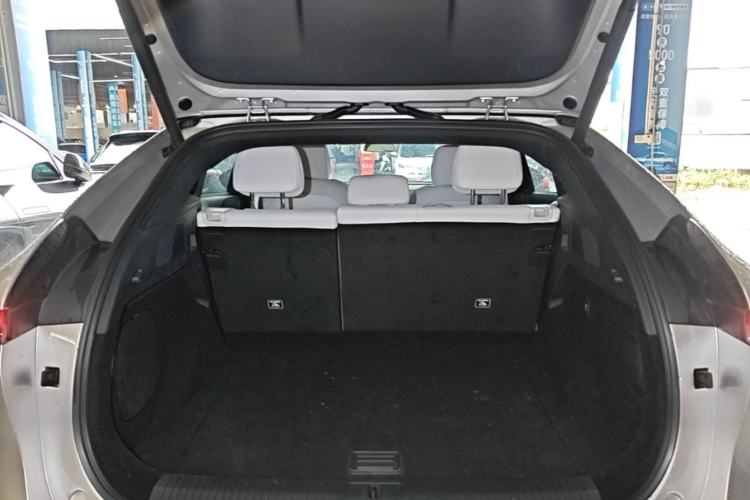Used XPeng G6 2023 755 Ultra-Long Range Max Trunk
