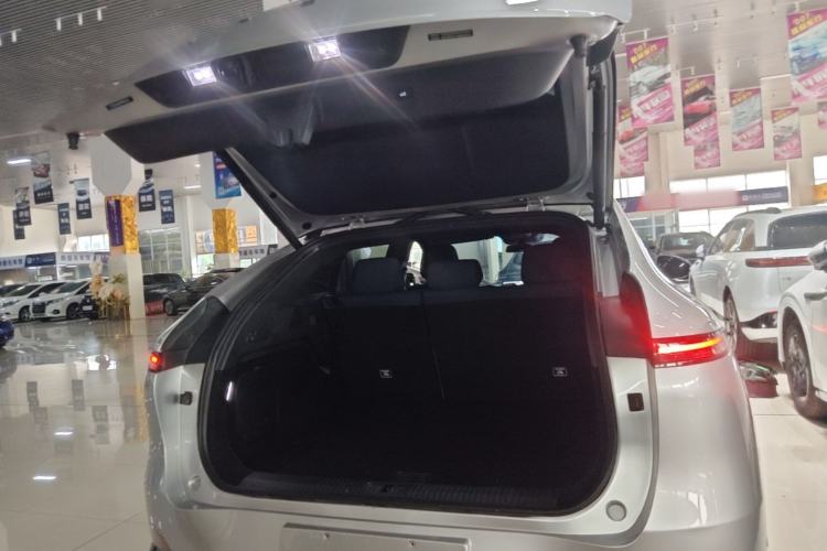 Used XPeng G6 2023 700 Four-Wheel Drive Performance Max Trunk