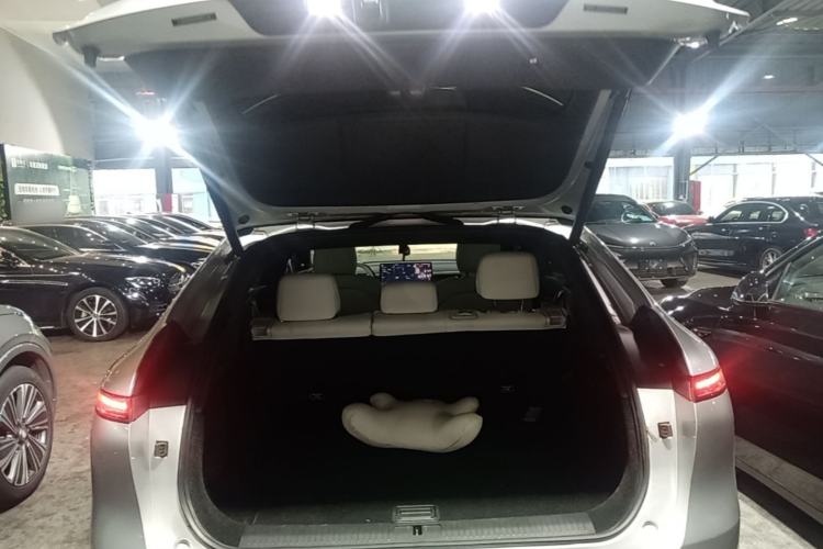Used XPeng G6 2023 755 Ultra-Long Range Max Trunk