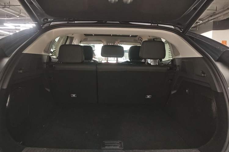 Used XPeng G6 2023 580 Long-Range Max Trunk