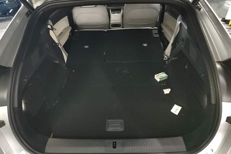 Used XPeng G6 2023 580 Long-Range Max Trunk