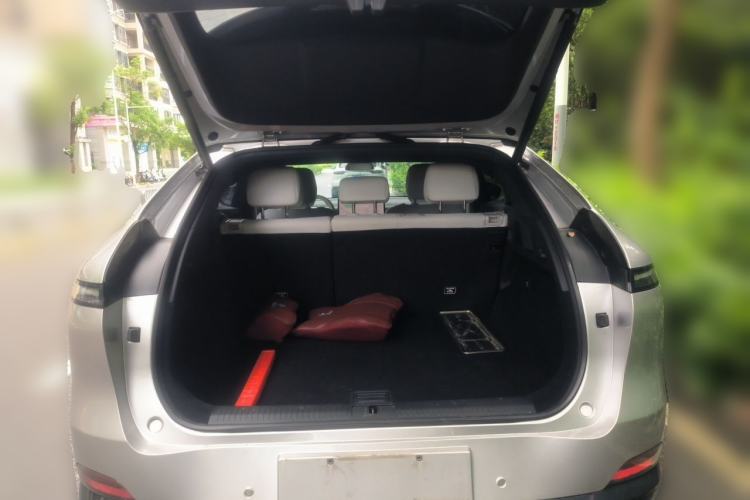 Used XPeng G6 2023 580 Long-Range Pro Trunk