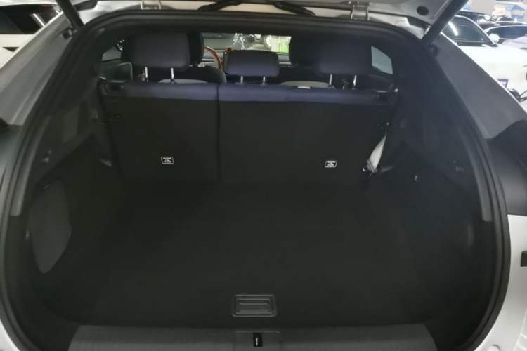 Used XPeng G6 2023 580 Long-Range Max Trunk