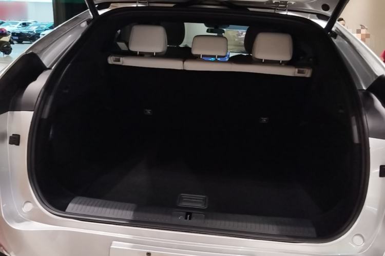 Used XPeng G6 2023 755 Ultra-Long Range Pro Trunk
