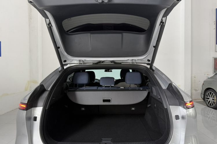 Used XPeng G6 2023 755 Ultra-Long Range Max Trunk