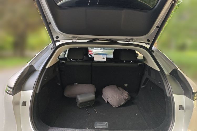 Used XPeng G6 2023 755 Ultra-Long Range Max Trunk