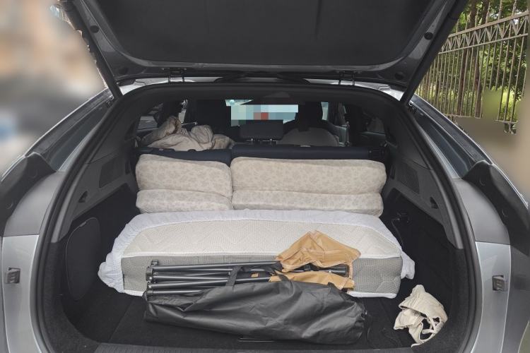 Used XPeng G6 2023 755 Ultra-Long Range Pro Trunk