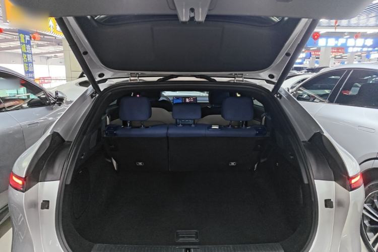 Used XPeng G6 2023 580 Long-Range Max Trunk