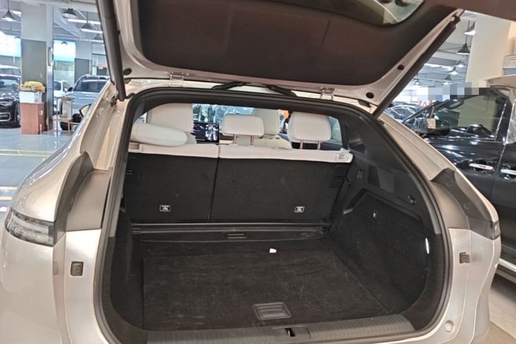 Used XPeng G6 2023 755 Ultra-Long Range Pro Trunk