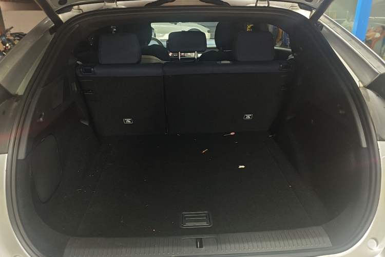 Used XPeng G6 2023 755 Ultra-Long Range Max Trunk