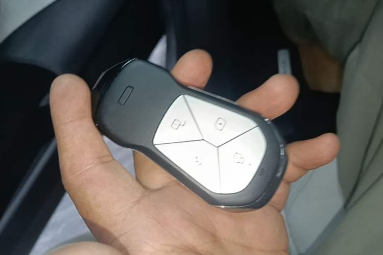 Used XPeng G6 2023 580 Long-Range Max Vehicle Key
