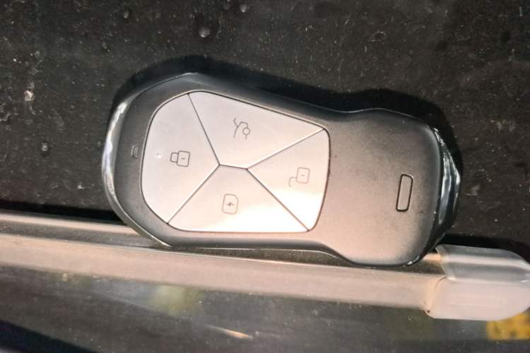 Used XPeng G6 2023 755 Ultra-Long Range Pro Vehicle Key