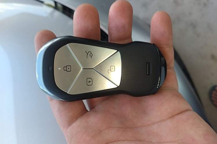 Used XPeng G6 2023 580 Long-Range Max Vehicle Key