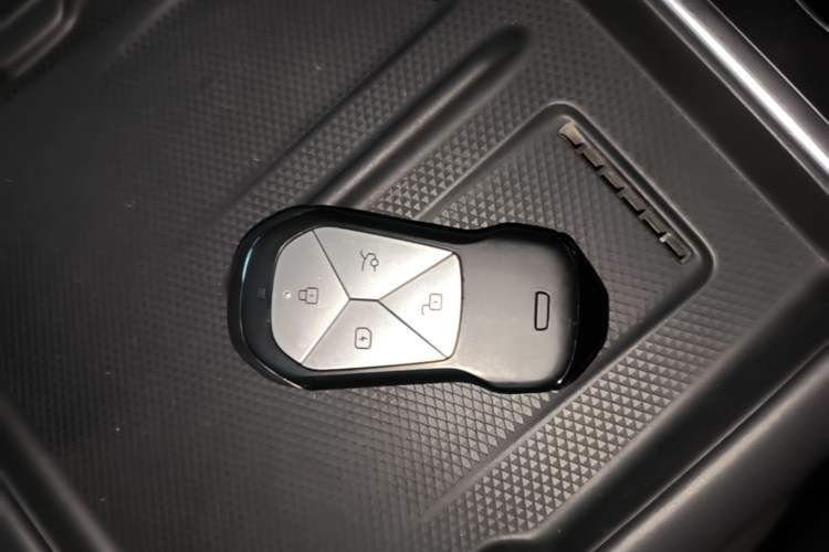 Used XPeng G6 2023 755 Ultra-Long Range Pro Vehicle Key