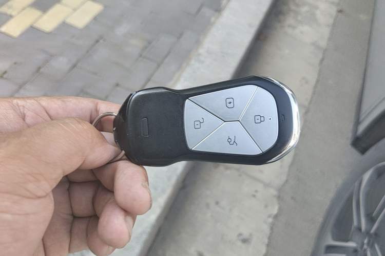 Used XPeng G6 2023 755 Ultra-Long Range Pro Vehicle Key