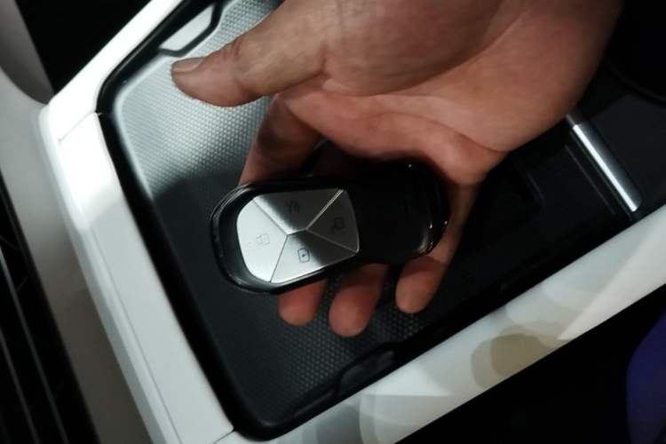 Used XPeng G6 2023 755 Ultra-Long Range Pro Vehicle Key