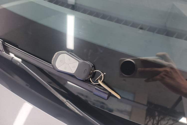 Used XPeng G6 2023 580 Long-Range Max Vehicle Key