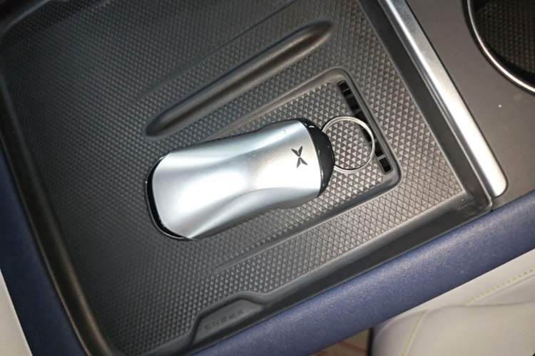 Used XPeng G6 2023 580 Long-Range Max Vehicle Key
