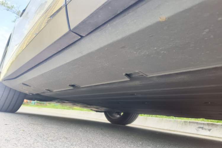 Used XPeng G6 2023 755 Ultra-Long Range Pro Chassis Front Left