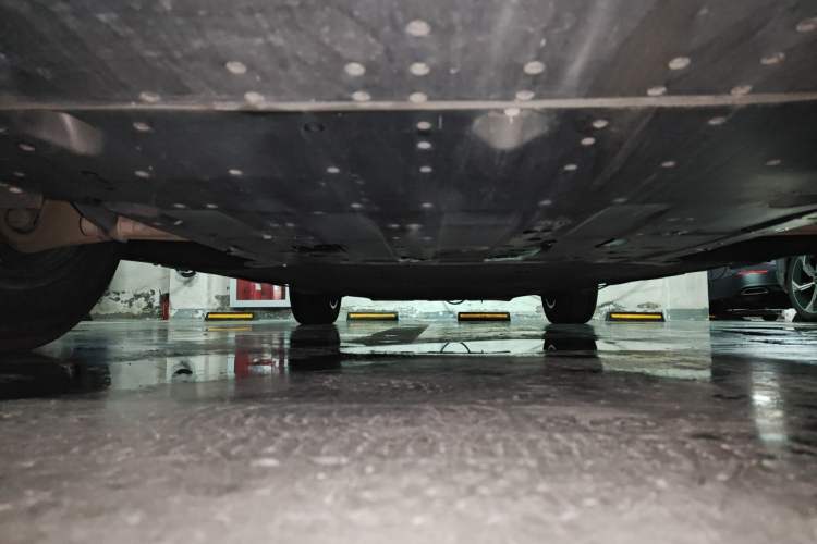 Used XPeng G6 2023 580 Long-Range Pro Chassis Front