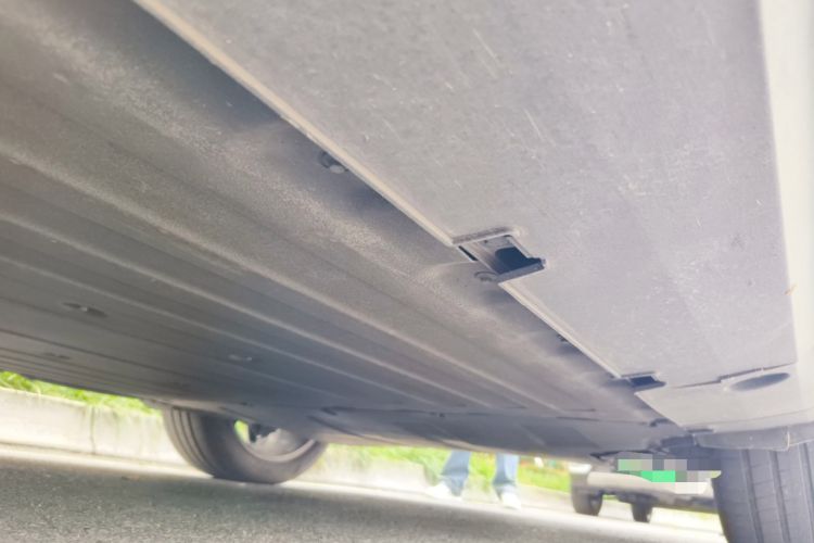 Used XPeng G6 2023 755 Ultra-Long Range Pro Chassis Rear Left