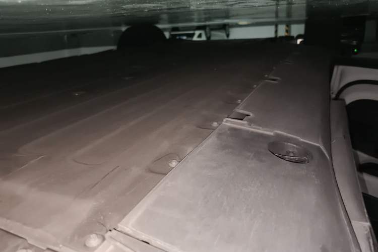 Used XPeng G6 2023 755 Ultra-Long Range Max Chassis Rear Left