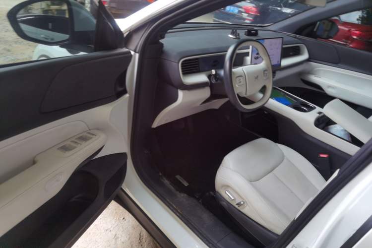 Used XPeng G6 2023 580 Long-Range Max Driver Seat