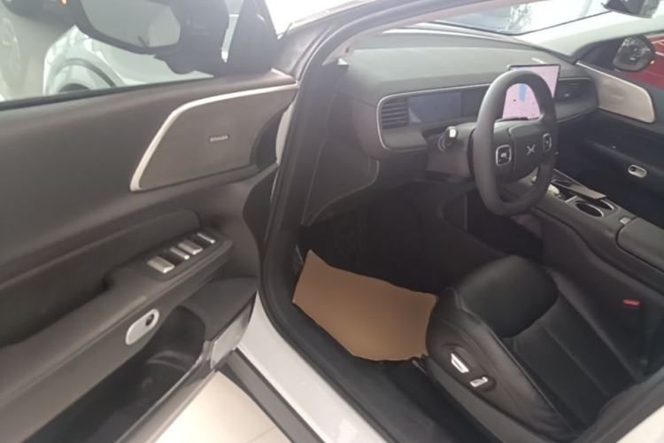 Used XPeng G6 2023 580 Long-Range Pro Driver Seat