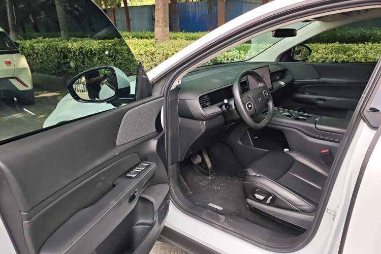 Used XPeng G6 2023 580 Long-Range Pro Driver Seat