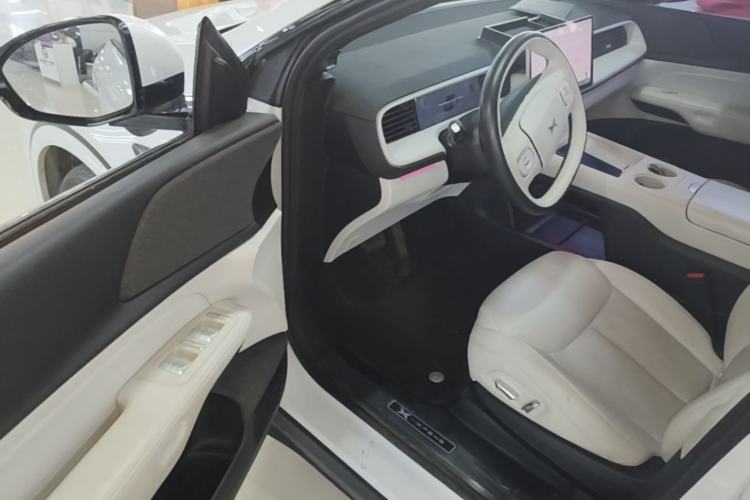 Used XPeng G6 2023 580 Long-Range Max Driver Seat