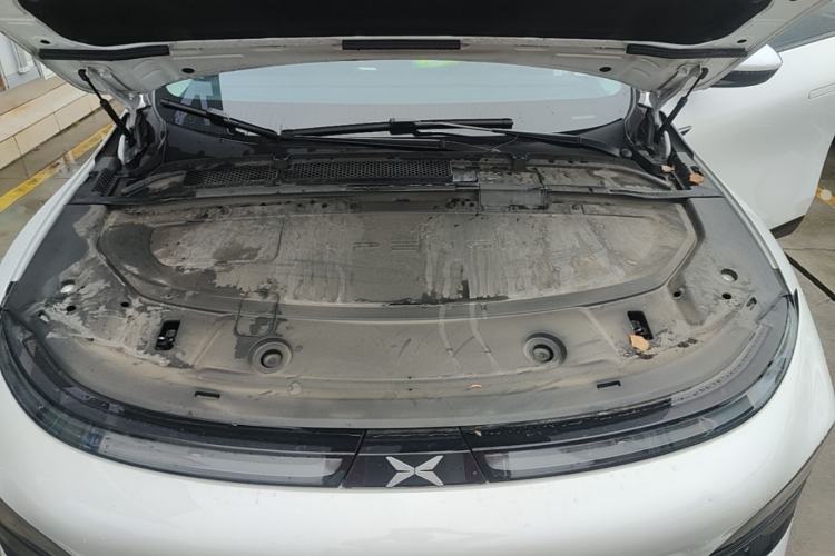 Used XPeng G6 2023 580 Long-Range Pro Engine Bay