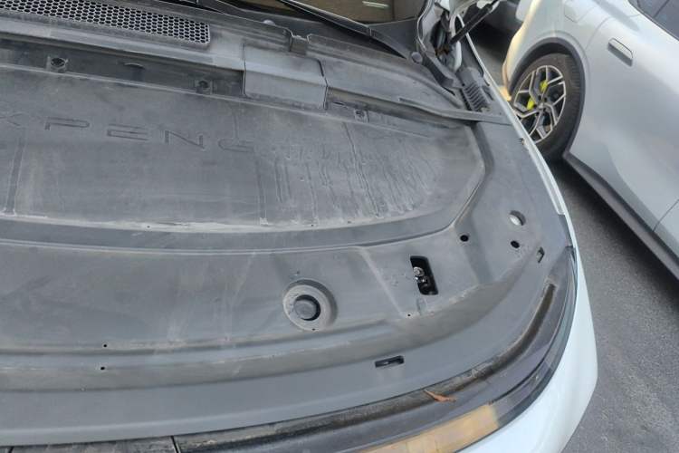 Used XPeng G6 2023 755 Ultra-Long Range Pro Engine Bay Left