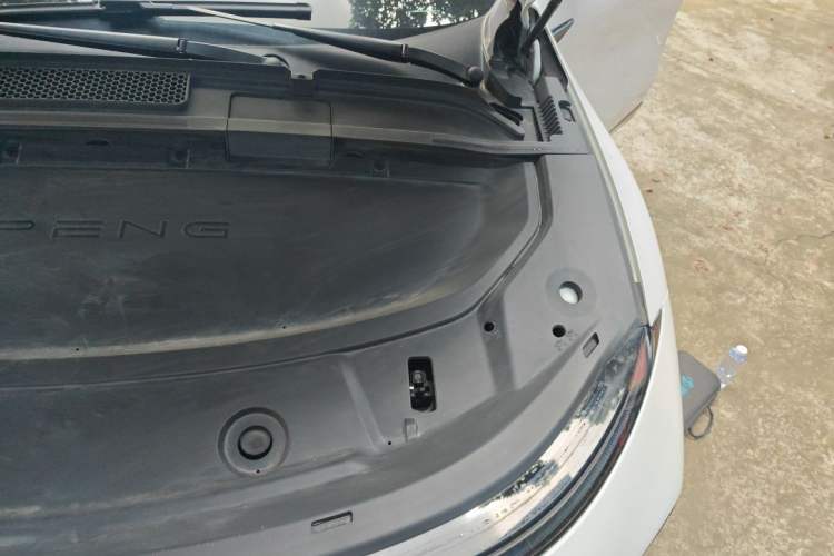 Used XPeng G6 2023 580 Long-Range Pro Engine Bay Left