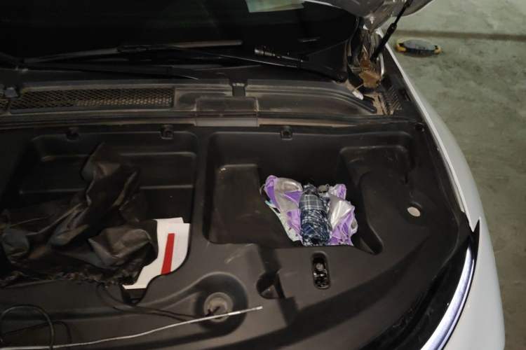 Used XPeng G6 2023 755 Ultra-Long Range Max Engine Bay Left