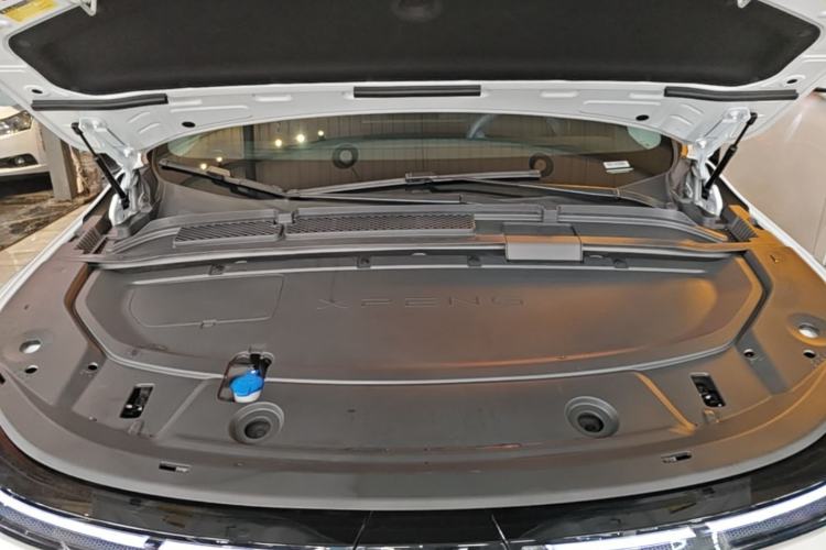 Used XPeng G6 2023 580 Long-Range Pro Engine Bay