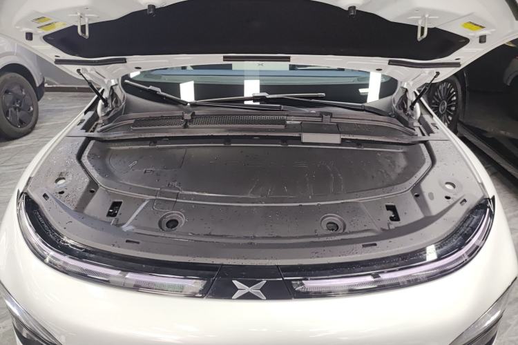 Used XPeng G6 2023 580 Long-Range Pro Engine Bay